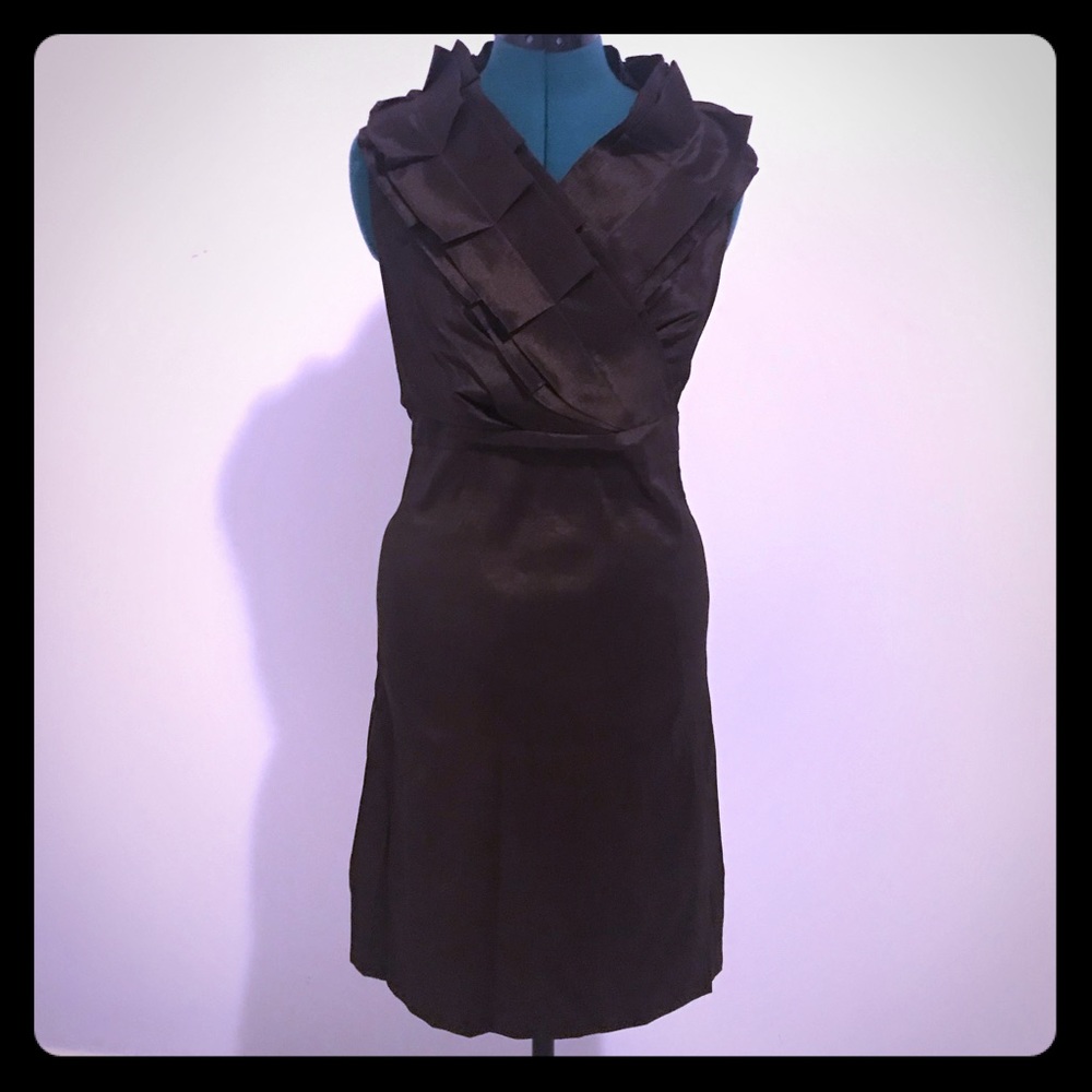 NWOT Ruffle collar brown sleeveless dress - Size 4